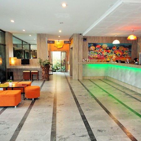 La Moon At Phuket - Sha Extra Plus Buitenkant foto