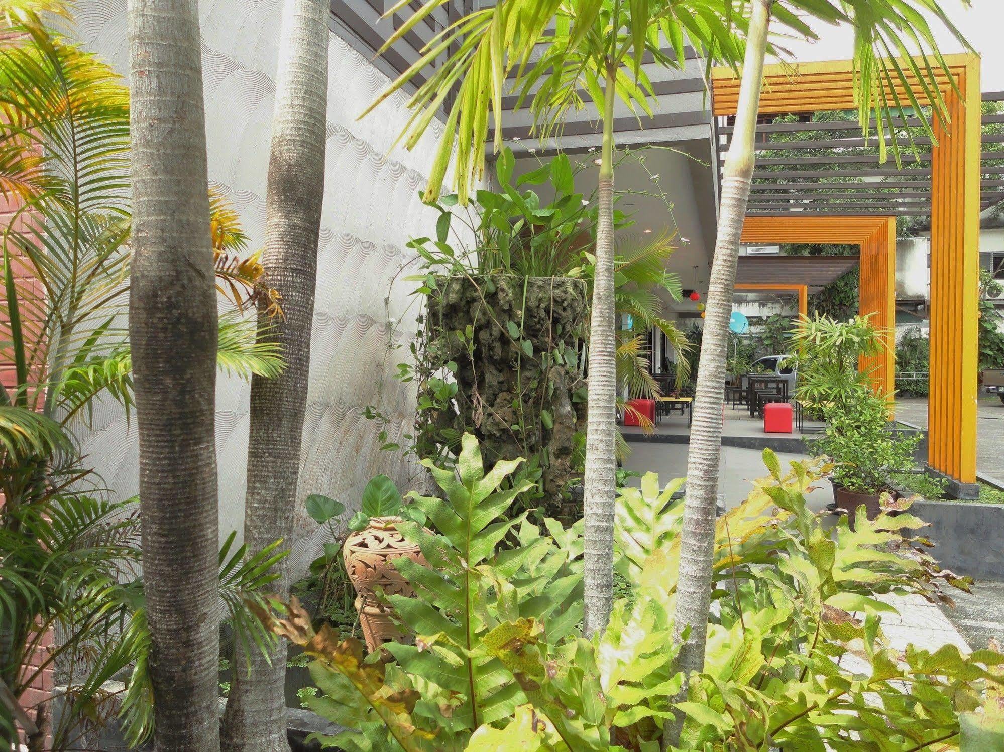 La Moon At Phuket - Sha Extra Plus Buitenkant foto